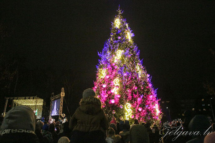 17645216862052160026143714765583